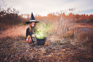 HALLOWEEN SAFETY TIPS